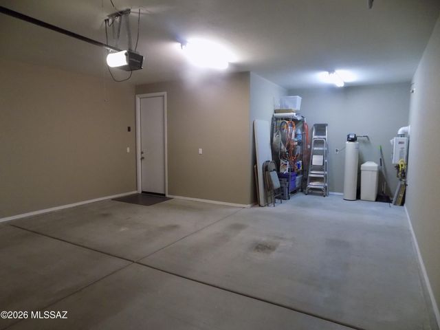14081 N Bright Angel Trail, Marana, AZ 85658