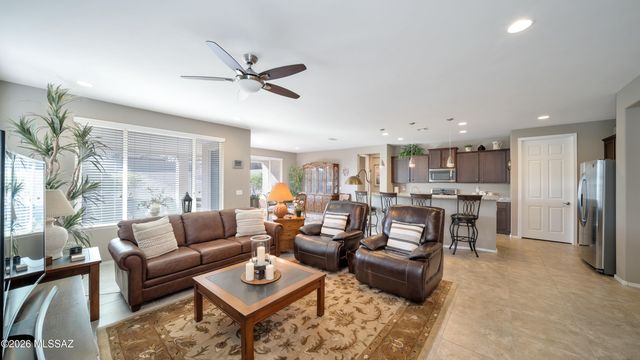 14081 N Bright Angel Trail, Marana, AZ 85658