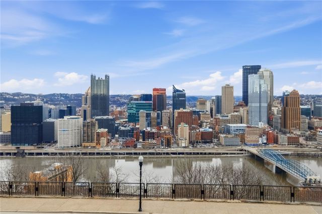 111 Grandview Ave 403, Mt Washington, PA 15211