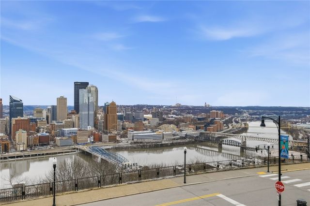 111 Grandview Ave 403, Mt Washington, PA 15211