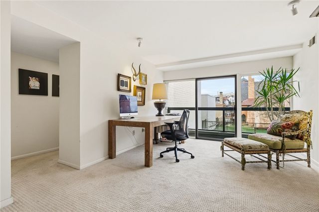 111 Grandview Ave 403, Mt Washington, PA 15211