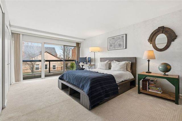 111 Grandview Ave 403, Mt Washington, PA 15211