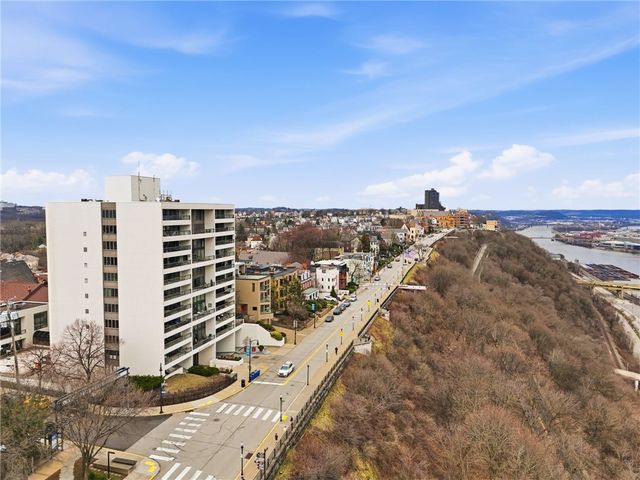 111 Grandview Ave 403, Mt Washington, PA 15211