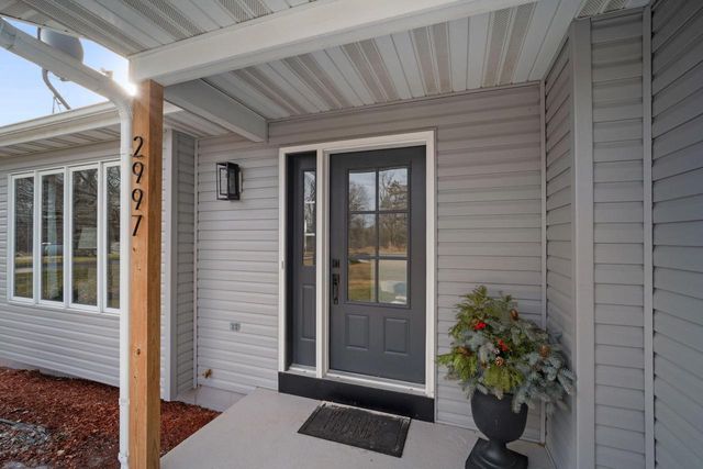 2997 Smith Lake ROAD, West Bend, WI 53090