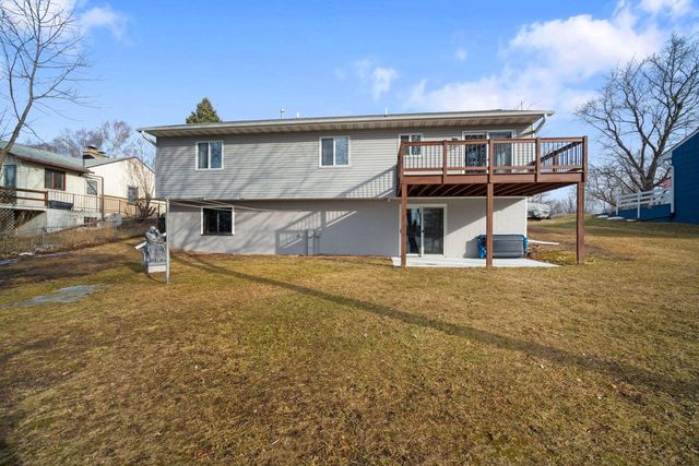 2997 Smith Lake ROAD, West Bend, WI 53090