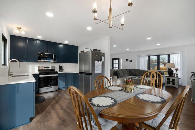 2997 Smith Lake ROAD, West Bend, WI 53090