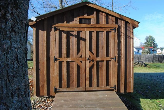 310 Janeway Street, Kane Boro, PA 16735