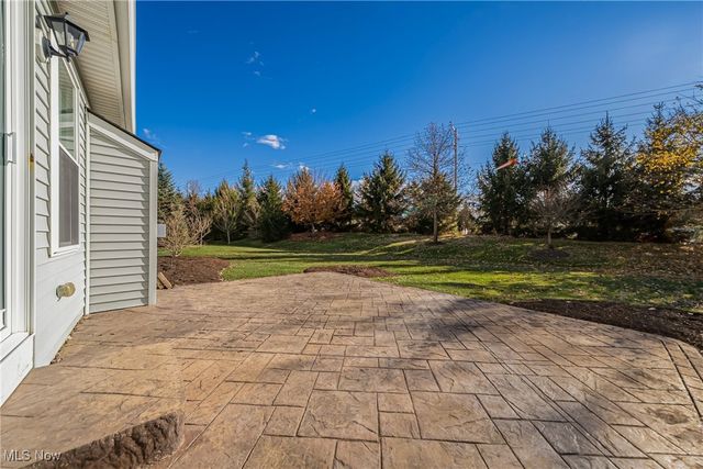 506 Water Pointe Lane, Brunswick Hills, OH 44212