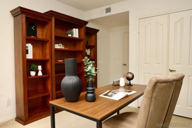 2862 Torrey Pines Rd, La Jolla, CA 92037