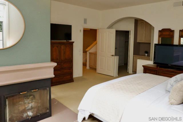 2862 Torrey Pines Rd, La Jolla, CA 92037