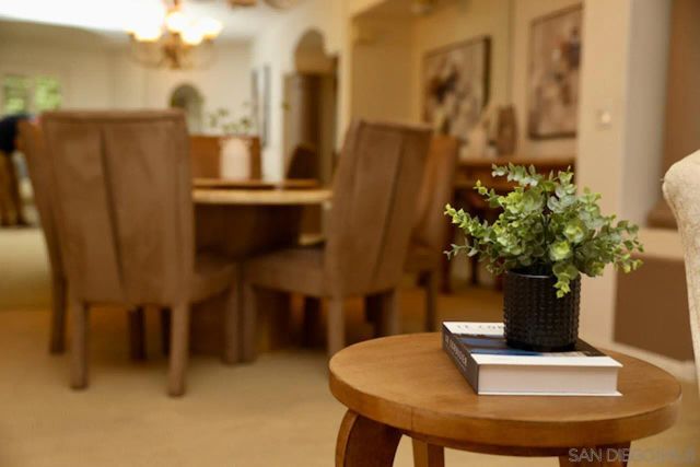 2862 Torrey Pines Rd, La Jolla, CA 92037