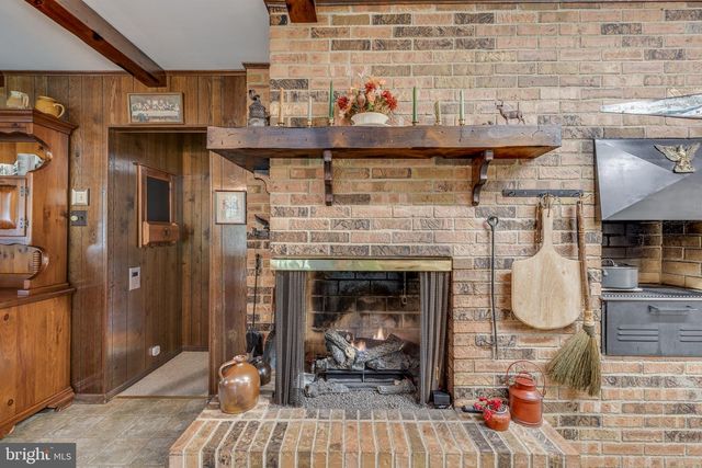 801 PERKINS LN, Edgewater Park, NJ 08010