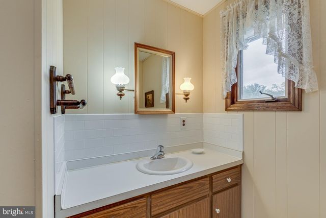 801 PERKINS LN, Edgewater Park, NJ 08010