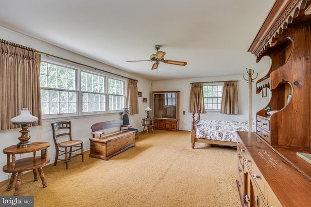 801 PERKINS LN, Edgewater Park, NJ 08010