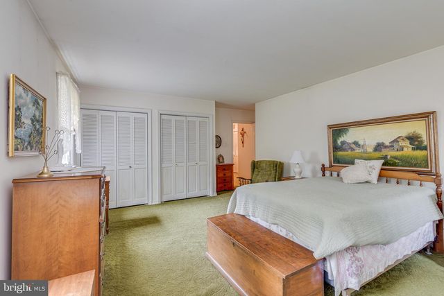801 PERKINS LN, Edgewater Park, NJ 08010