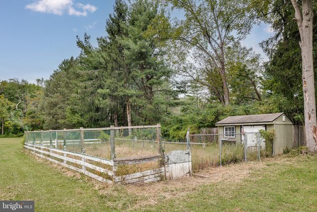 801 PERKINS LN, Edgewater Park, NJ 08010