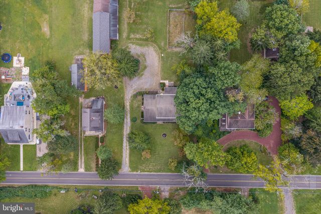 801 PERKINS LN, Edgewater Park, NJ 08010
