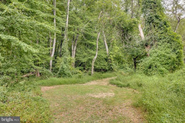 801 PERKINS LN, Edgewater Park, NJ 08010
