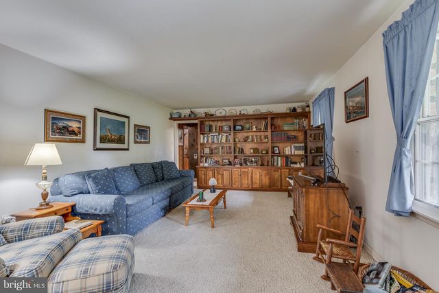 801 PERKINS LN, Edgewater Park, NJ 08010