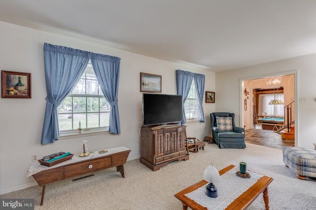 801 PERKINS LN, Edgewater Park, NJ 08010