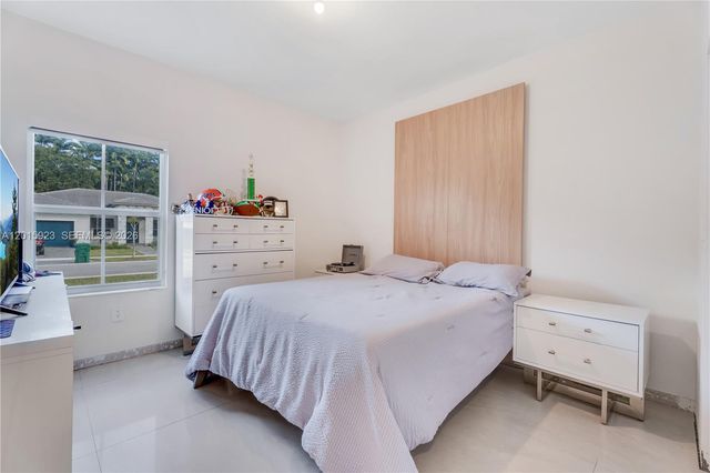 19100 SW 132nd Place, Miami, FL 33177