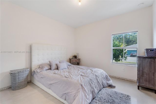 19100 SW 132nd Place, Miami, FL 33177