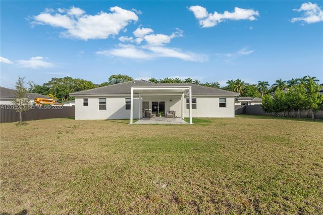 19100 SW 132nd Place, Miami, FL 33177