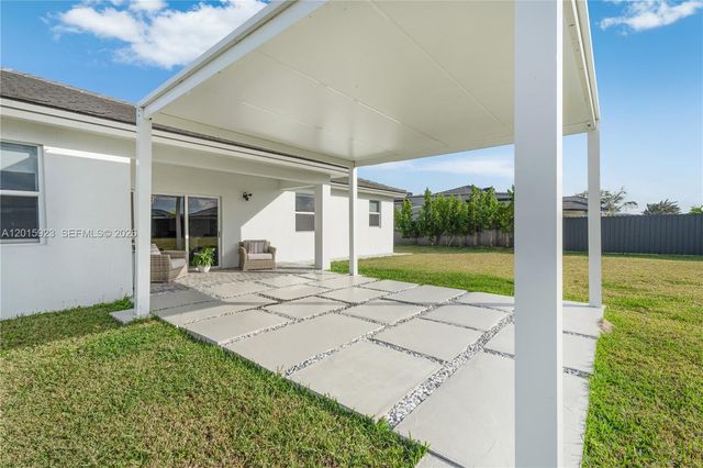 19100 SW 132nd Place, Miami, FL 33177