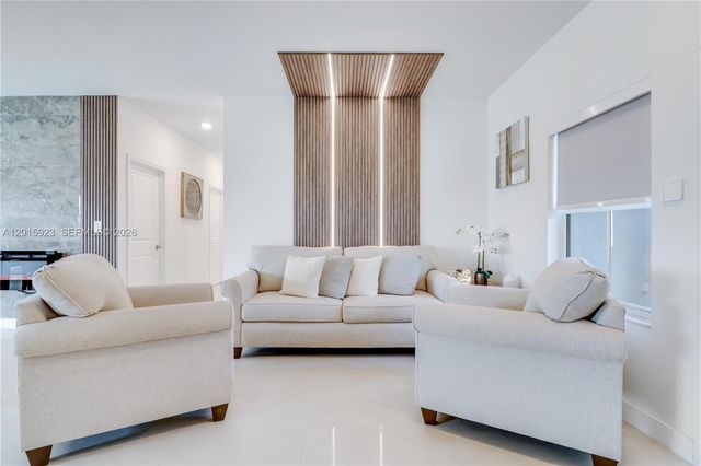 19100 SW 132nd Place, Miami, FL 33177