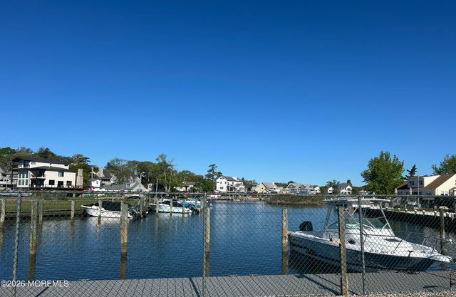50 Breton Harbors Drive, Toms River, NJ 08753
