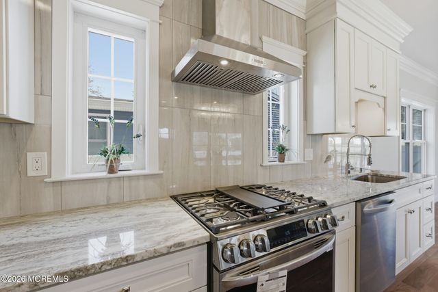 50 Breton Harbors Drive, Toms River, NJ 08753