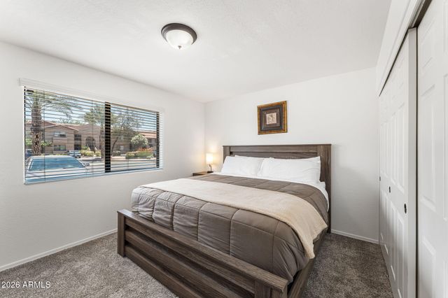 9430 E MISSION Lane 113, Scottsdale, AZ 85258