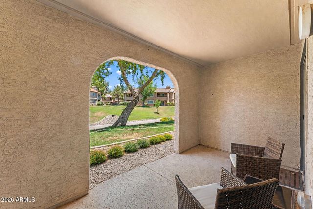 9430 E MISSION Lane 113, Scottsdale, AZ 85258
