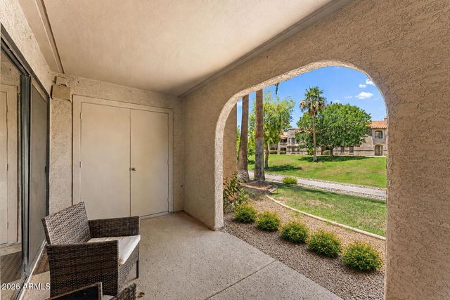 9430 E MISSION Lane 113, Scottsdale, AZ 85258