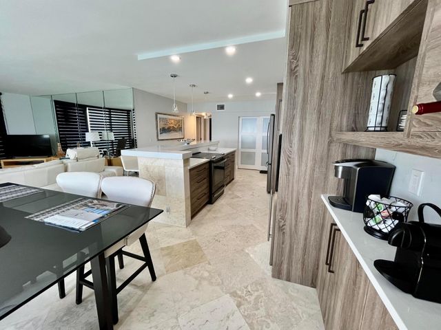5440 N Ocean Drive 1107, Singer Island, FL 33404