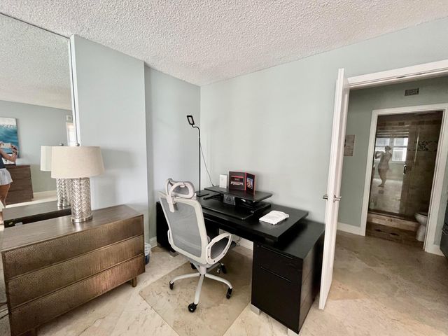 5440 N Ocean Drive 1107, Singer Island, FL 33404