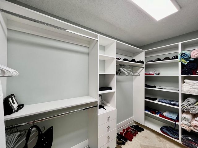 5440 N Ocean Drive 1107, Singer Island, FL 33404