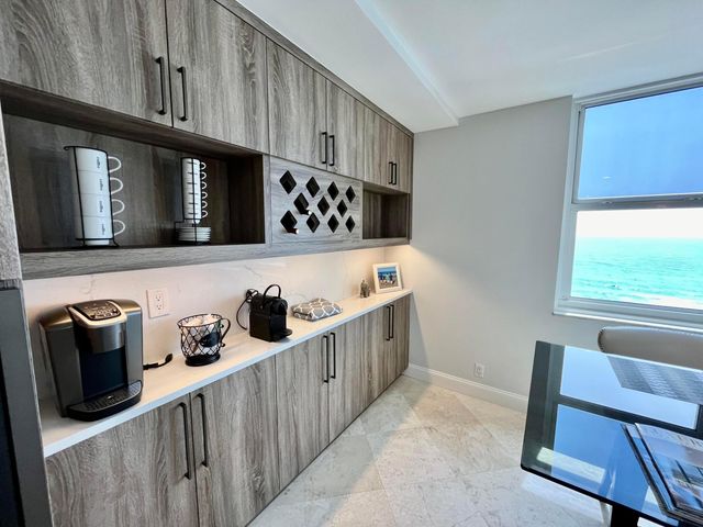 5440 N Ocean Drive 1107, Singer Island, FL 33404