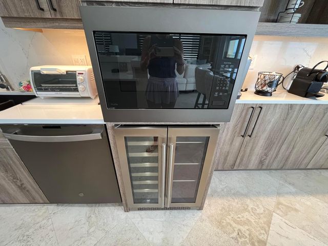 5440 N Ocean Drive 1107, Singer Island, FL 33404