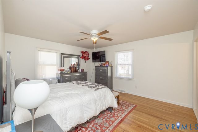 3211 Saint Charles St, Hopewell, VA 23860