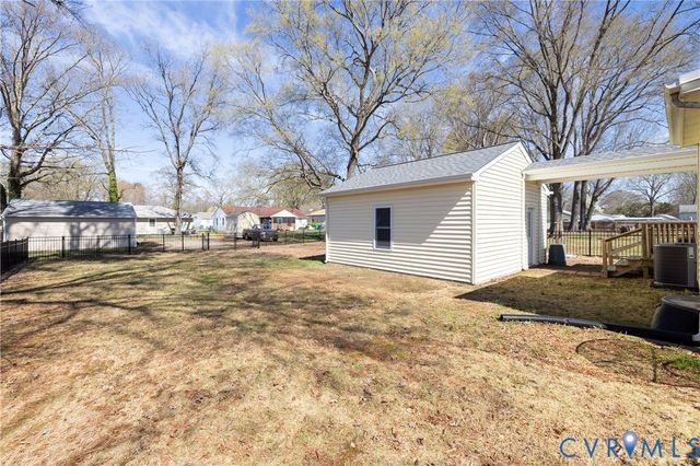 3211 Saint Charles St, Hopewell, VA 23860