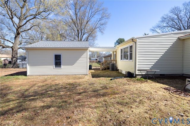 3211 Saint Charles St, Hopewell, VA 23860