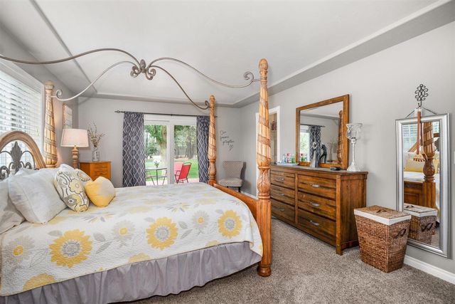 19505 N Newport Rd, Colbert, WA 99005