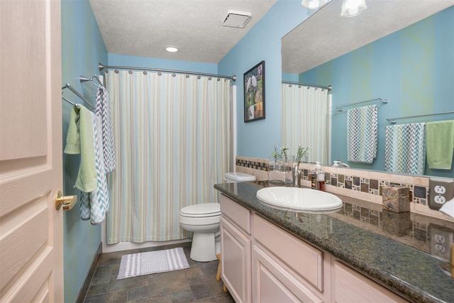 19505 N Newport Rd, Colbert, WA 99005