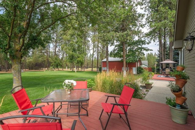 19505 N Newport Rd, Colbert, WA 99005