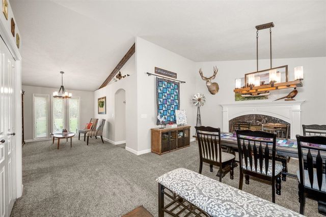 19505 N Newport Rd, Colbert, WA 99005