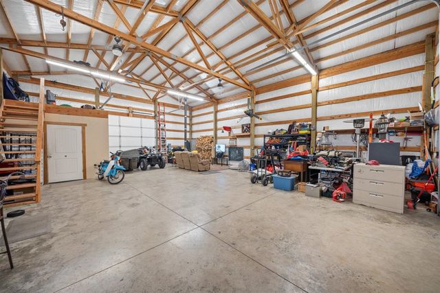 19505 N Newport Rd, Colbert, WA 99005