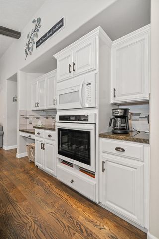 19505 N Newport Rd, Colbert, WA 99005