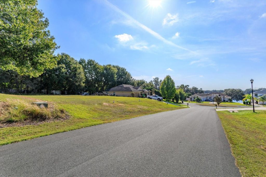 1103 MYRTLE BREEZES COURT, Fruitland Park, FL 34731
