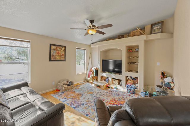 40424 N 251ST Avenue, Morristown, AZ 85342